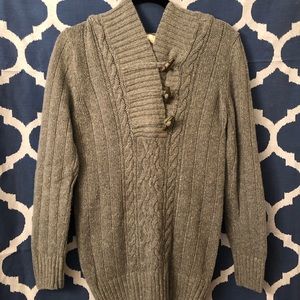 Cable knit Sweater w/hoodie